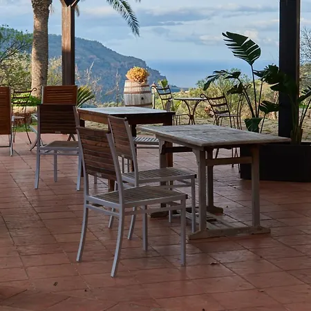 Alloggio per agriturismo Tenuta Luogo Marchese *